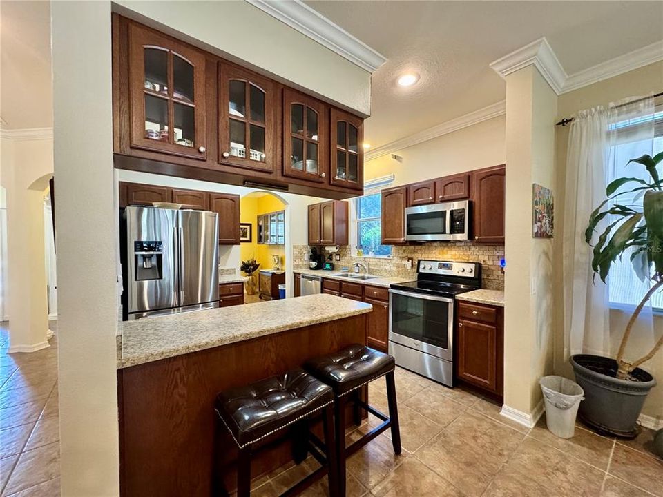 На продажу: $315,000 (3 спален, 2 ванн, 1703 Квадратных фут)