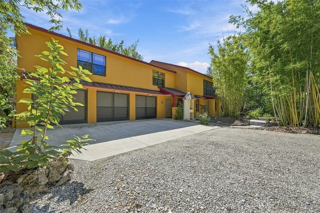 For Sale: $769,000 (3 beds, 3 baths, 2830 Square Feet)