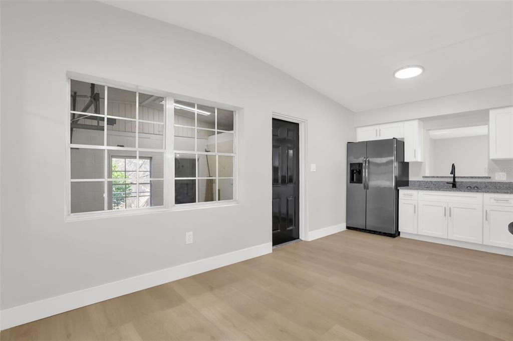 En Venta: $365,000 (3 camas, 2 baños, 1544 Pies cuadrados)