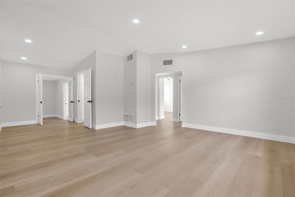 En Venta: $365,000 (3 camas, 2 baños, 1544 Pies cuadrados)
