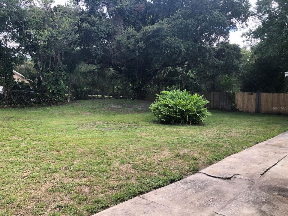 For Rent: $1,850 (3 beds, 1 baths, 1125 Square Feet)