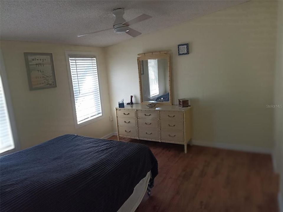 En Venta: $144,900 (2 camas, 2 baños, 1050 Pies cuadrados)