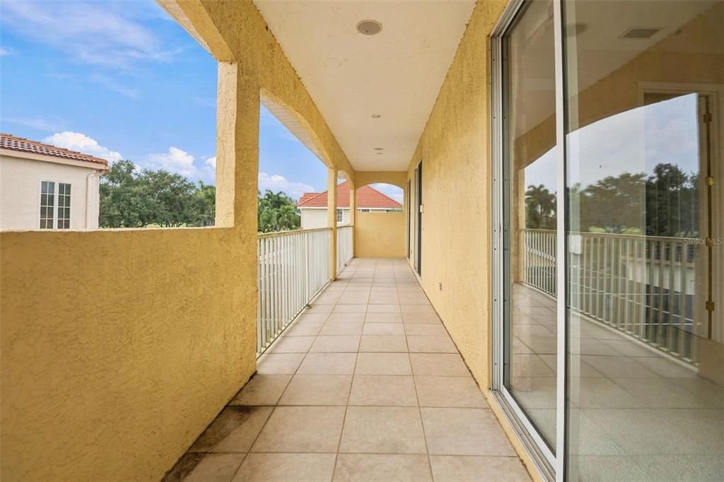 En Venta: $459,999 (3 camas, 4 baños, 3241 Pies cuadrados)