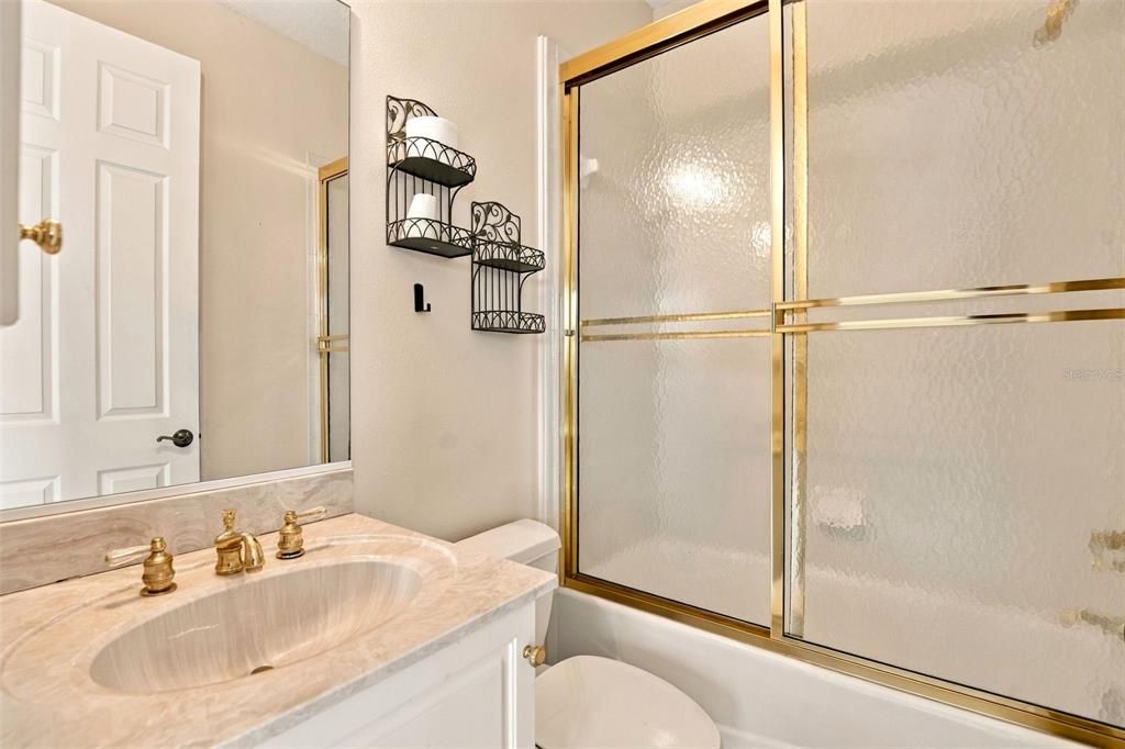 En Venta: $459,999 (3 camas, 4 baños, 3241 Pies cuadrados)