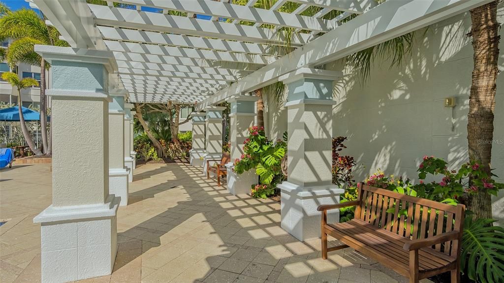 For Sale: $6,995,000 (4 beds, 4 baths, 5987 Square Feet)