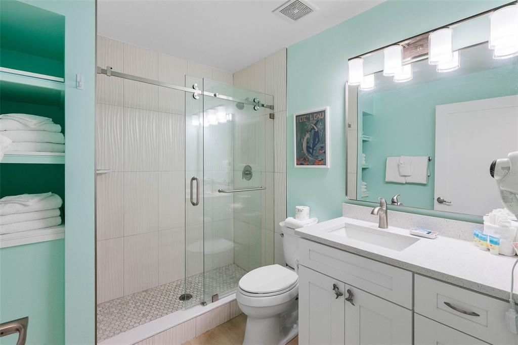 En Venta: $394,000 (1 camas, 1 baños, 735 Pies cuadrados)