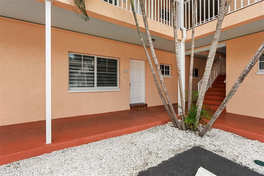 En Venta: $394,000 (1 camas, 1 baños, 735 Pies cuadrados)