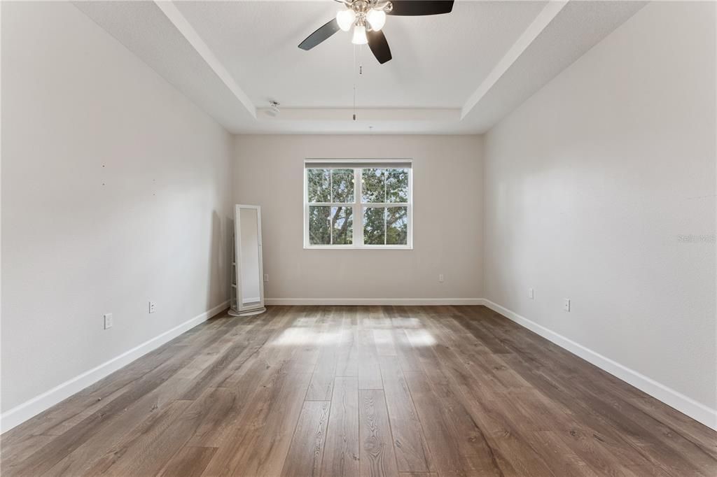 En Venta: $529,000 (3 camas, 3 baños, 2187 Pies cuadrados)