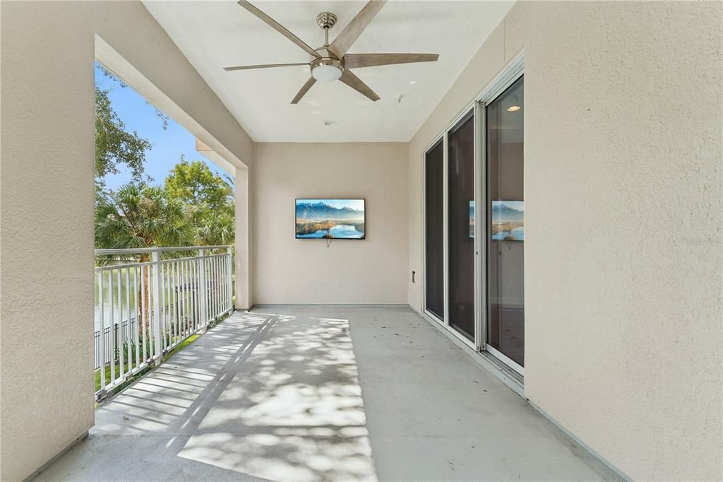 En Venta: $529,000 (3 camas, 3 baños, 2187 Pies cuadrados)