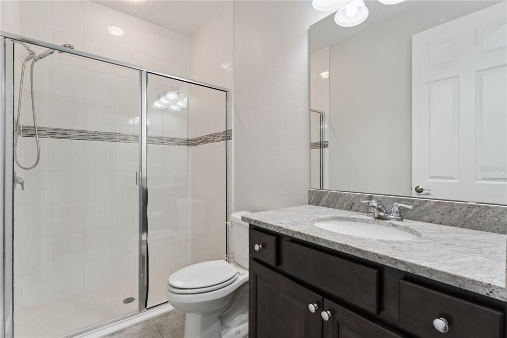 En Venta: $529,000 (3 camas, 3 baños, 2187 Pies cuadrados)