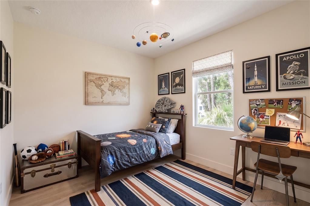 En Venta: $396,000 (4 camas, 2 baños, 2171 Pies cuadrados)