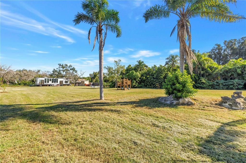 For Sale: $1,200,000 (2.67 acres)