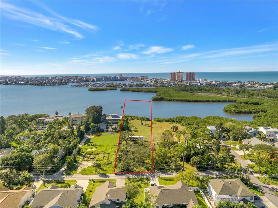 For Sale: $1,200,000 (2.67 acres)