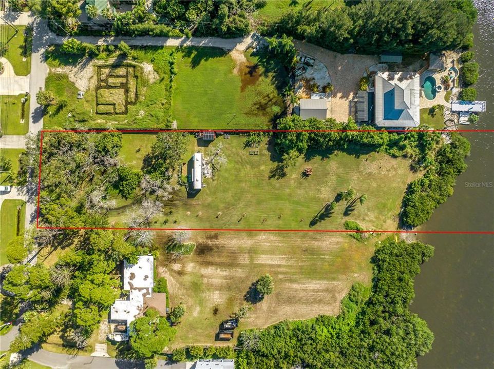 For Sale: $1,200,000 (2.67 acres)