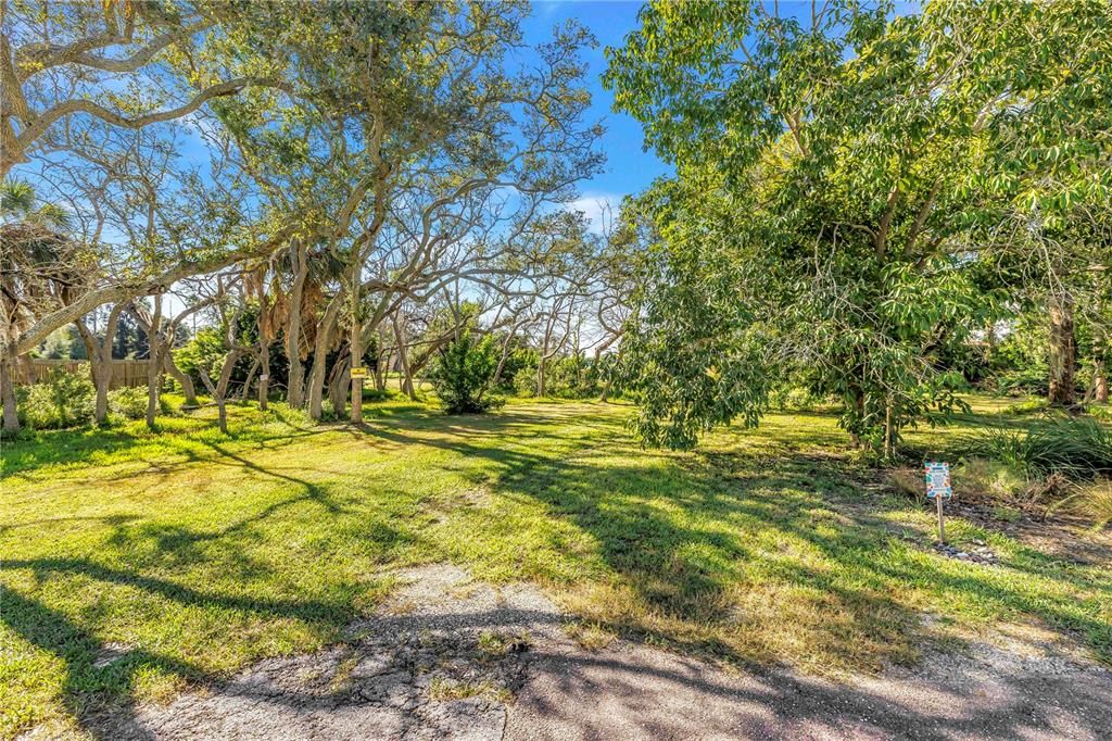 For Sale: $1,200,000 (2.67 acres)