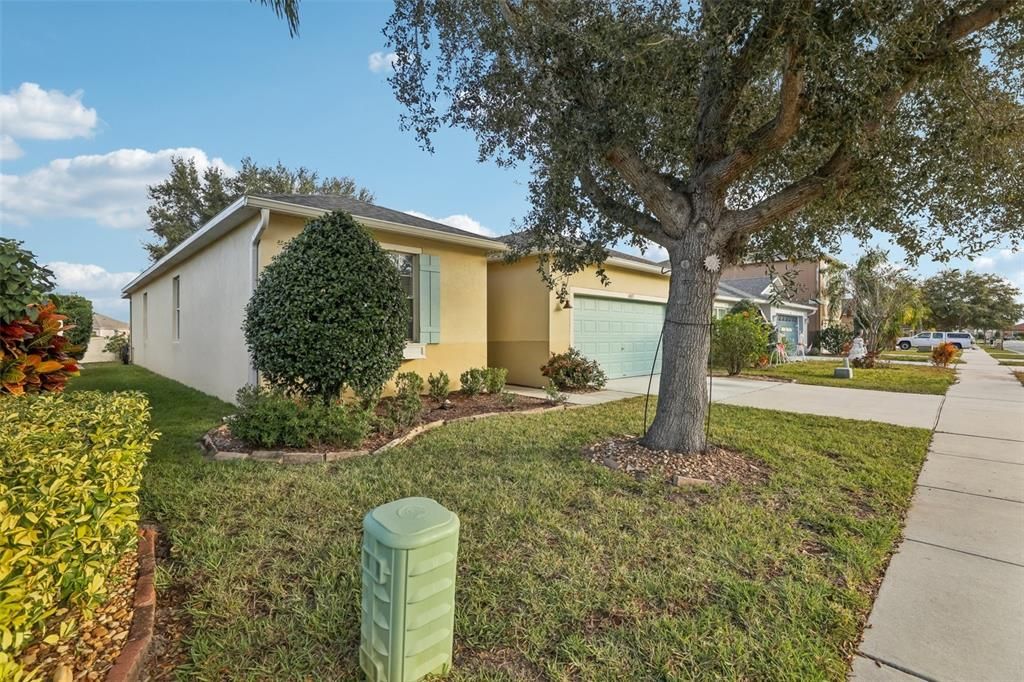 En Venta: $315,900 (4 camas, 2 baños, 1686 Pies cuadrados)