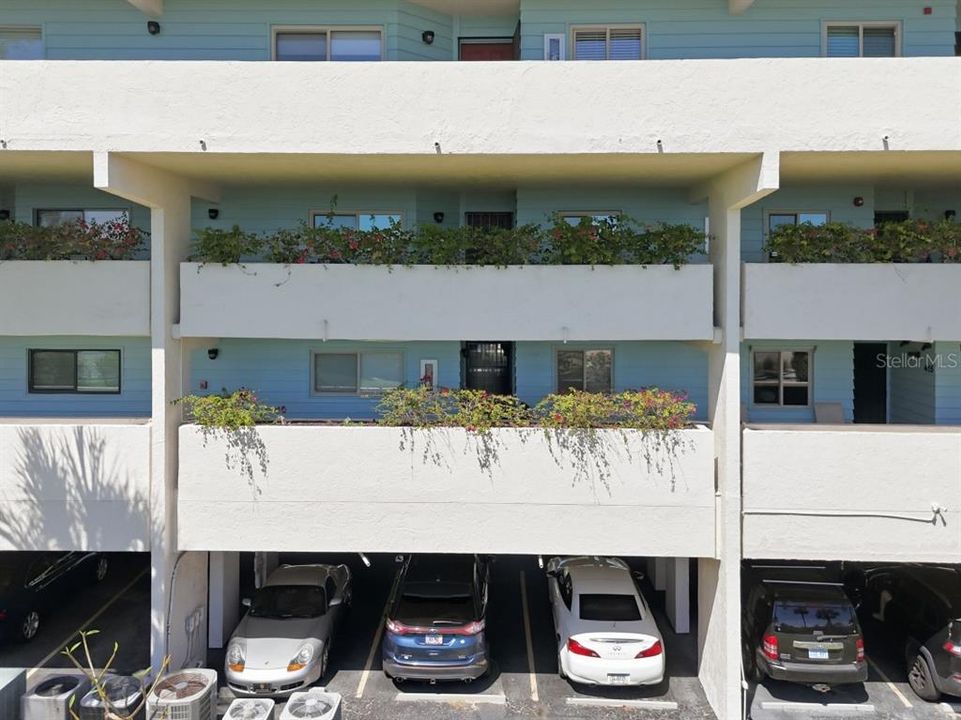 For Rent: $2,499 (2 beds, 2 baths, 1388 Square Feet)