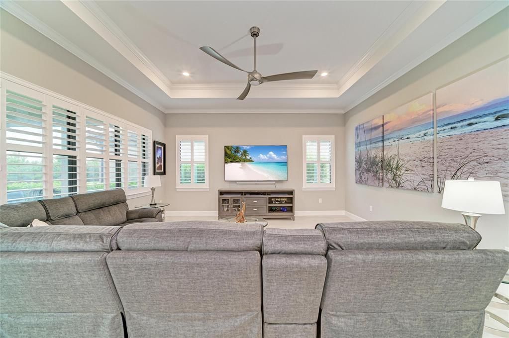 For Sale: $850,000 (3 beds, 3 baths, 2851 Square Feet)