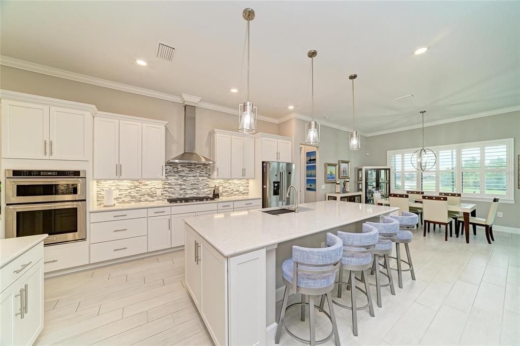 For Sale: $850,000 (3 beds, 3 baths, 2851 Square Feet)