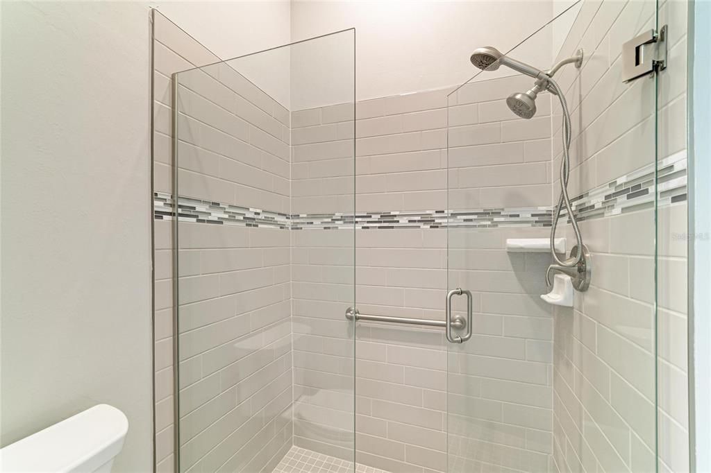 For Sale: $850,000 (3 beds, 3 baths, 2851 Square Feet)