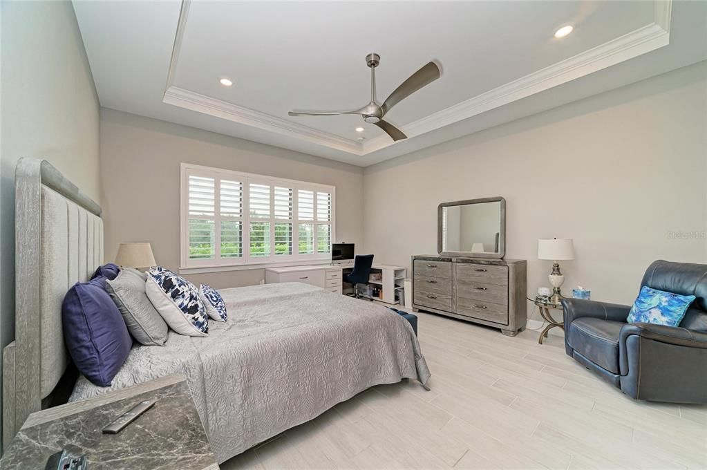 For Sale: $850,000 (3 beds, 3 baths, 2851 Square Feet)