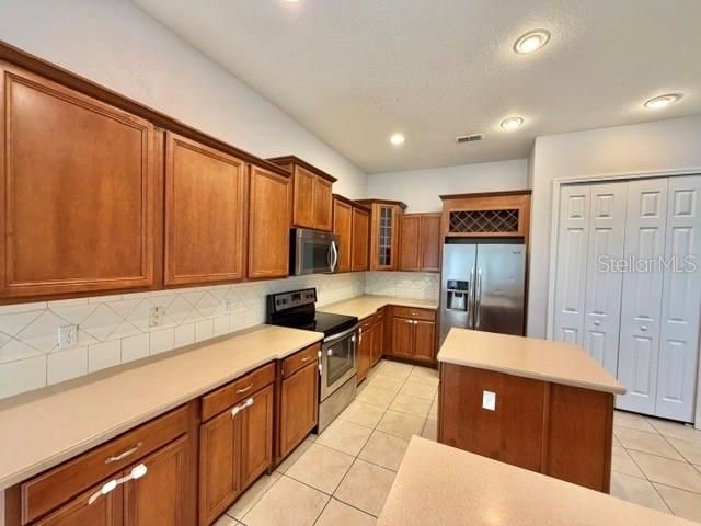 В аренду: $3,400 (4 спален, 3 ванн, 3499 Квадратных фут)