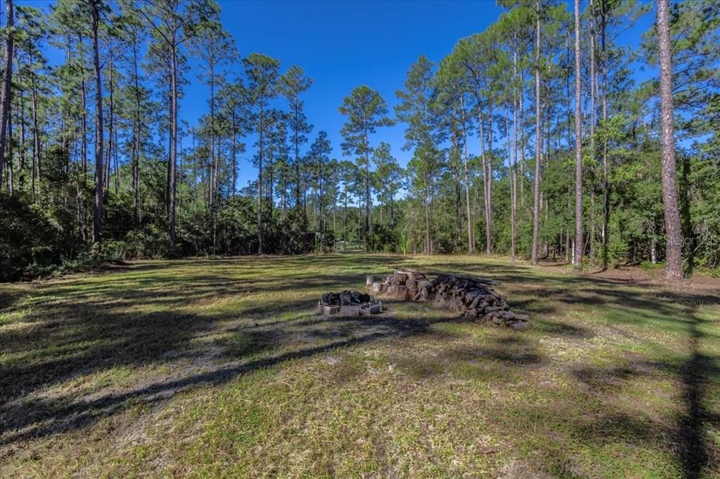 待售: $59,000 (1.14 acres)