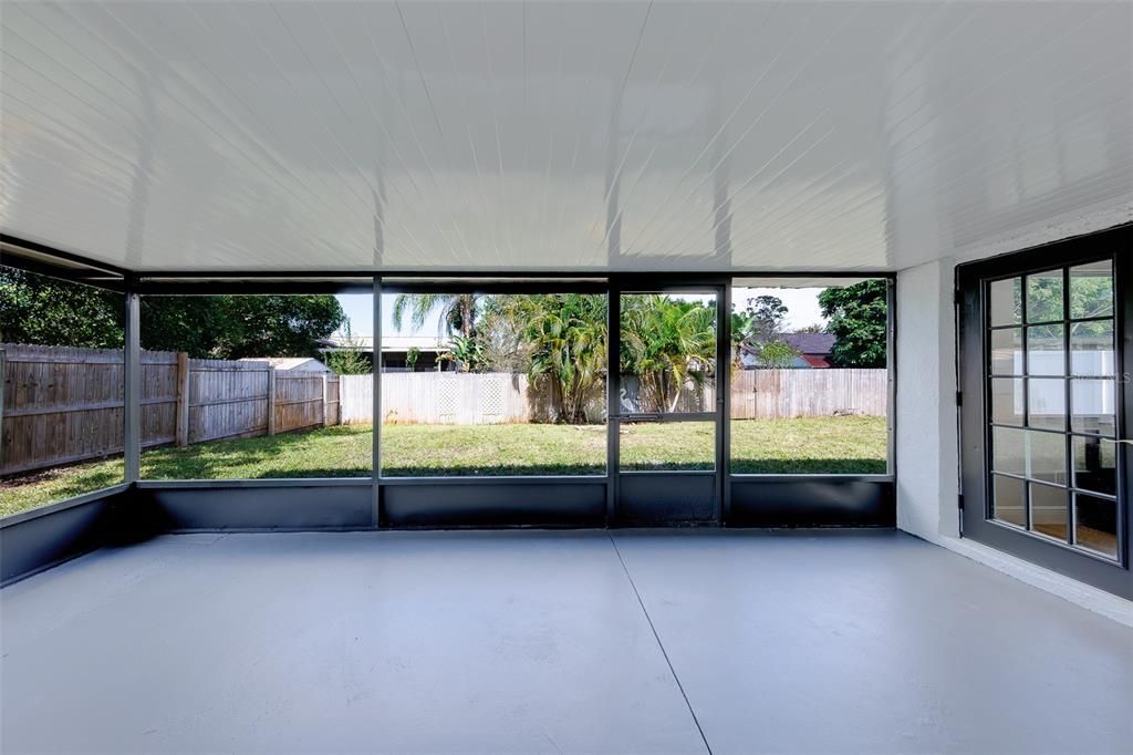 For Sale: $475,000 (3 beds, 2 baths, 1518 Square Feet)