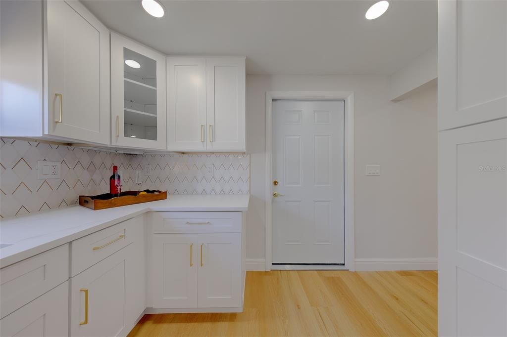 For Sale: $475,000 (3 beds, 2 baths, 1518 Square Feet)