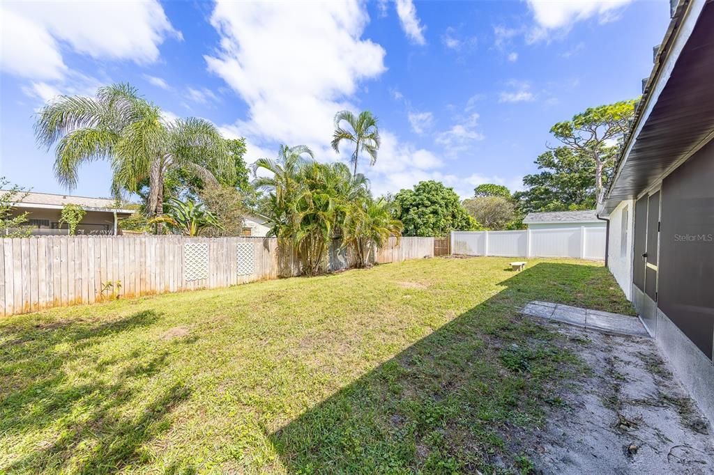 For Sale: $475,000 (3 beds, 2 baths, 1518 Square Feet)