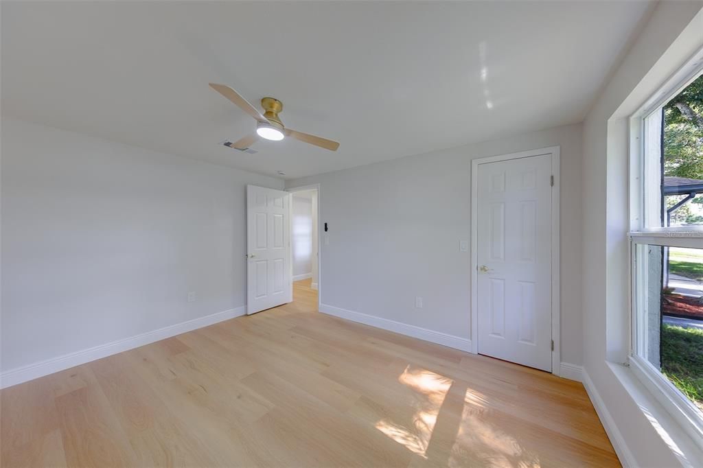 For Sale: $475,000 (3 beds, 2 baths, 1518 Square Feet)