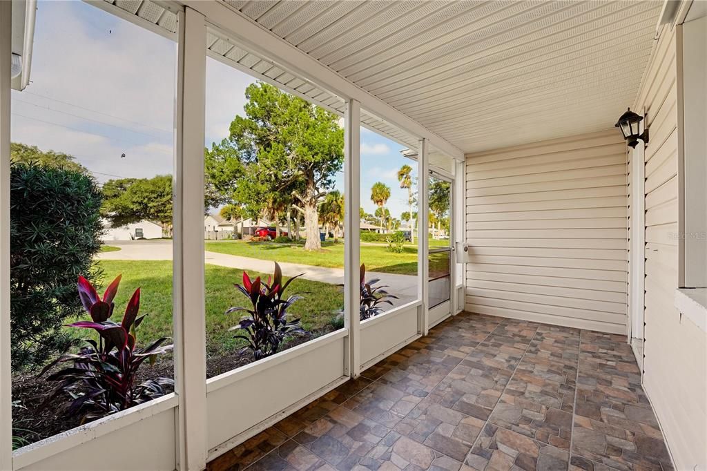 For Sale: $339,900 (2 beds, 2 baths, 1344 Square Feet)
