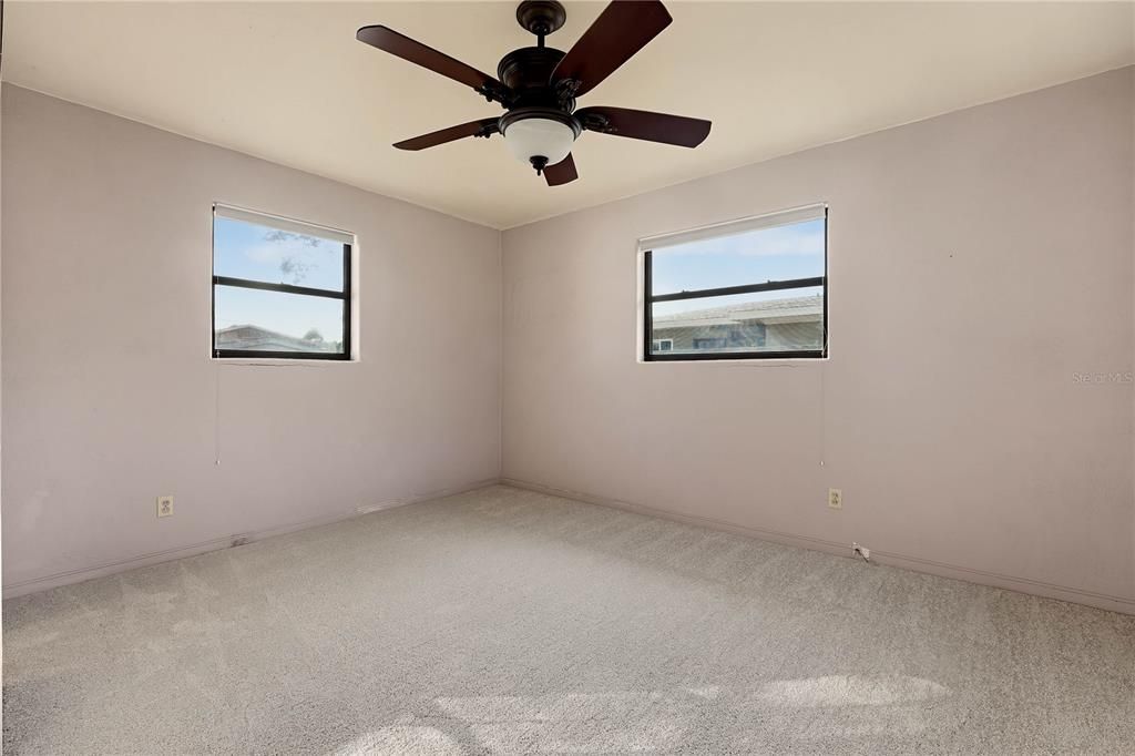 For Sale: $339,900 (2 beds, 2 baths, 1344 Square Feet)