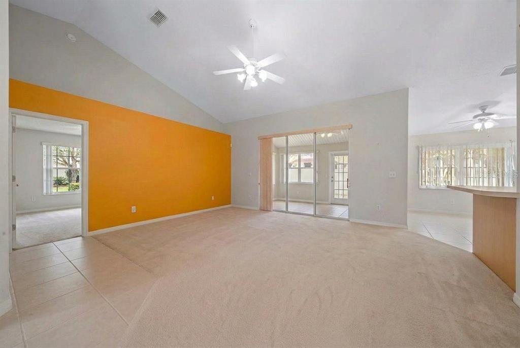 На продажу: $385,000 (3 спален, 2 ванн, 2083 Квадратных фут)