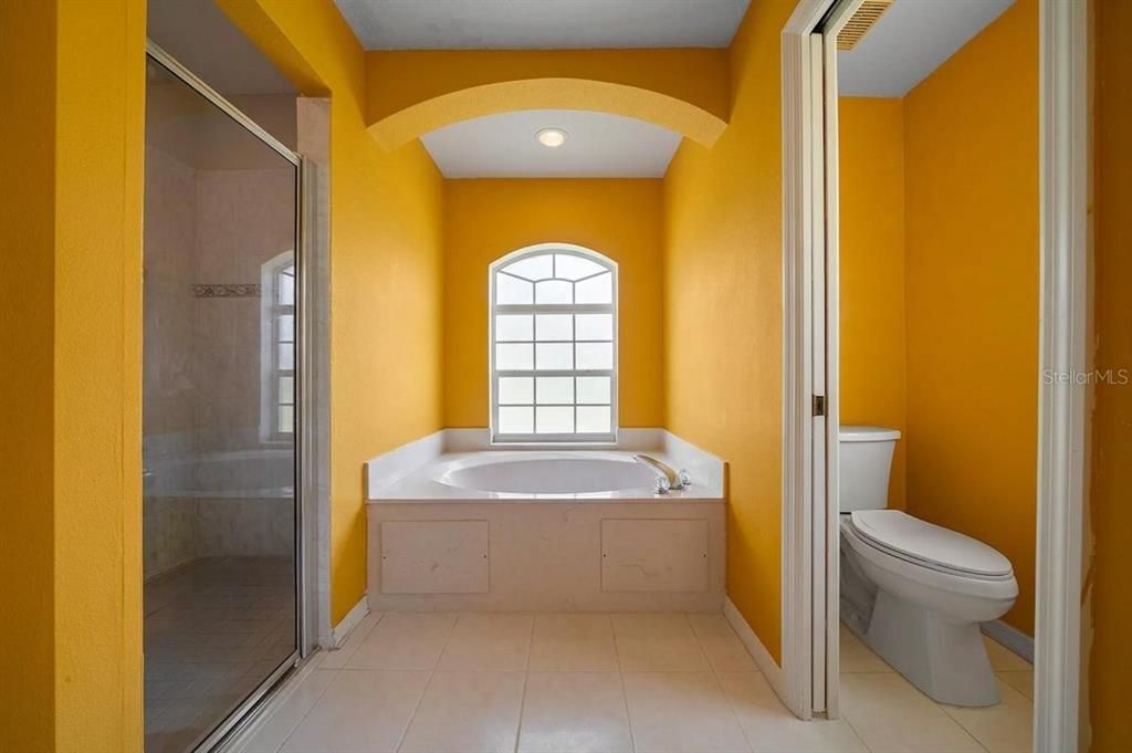 На продажу: $385,000 (3 спален, 2 ванн, 2083 Квадратных фут)