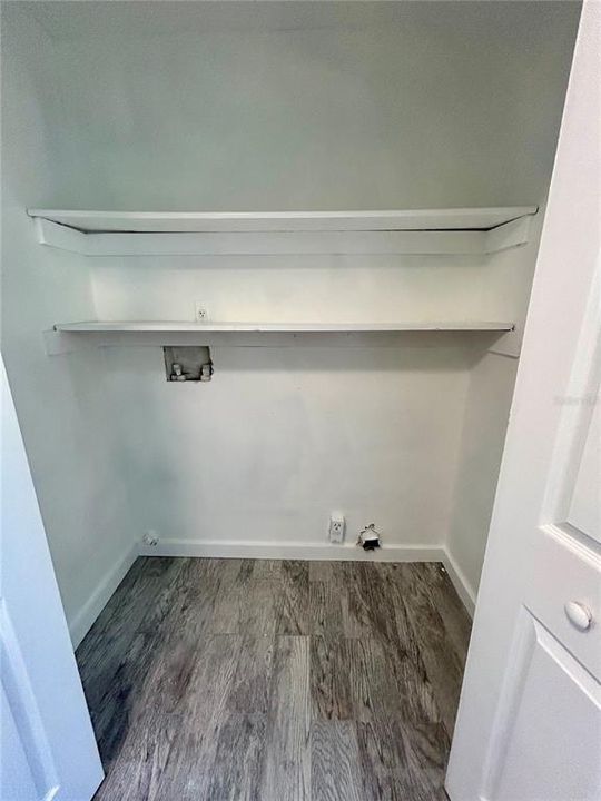 For Rent: $1,600 (2 beds, 1 baths, 1189 Square Feet)