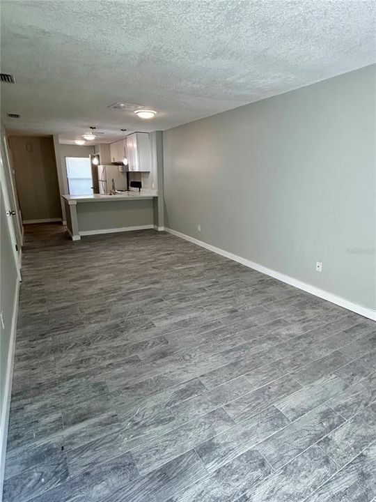 For Rent: $1,600 (2 beds, 1 baths, 1189 Square Feet)