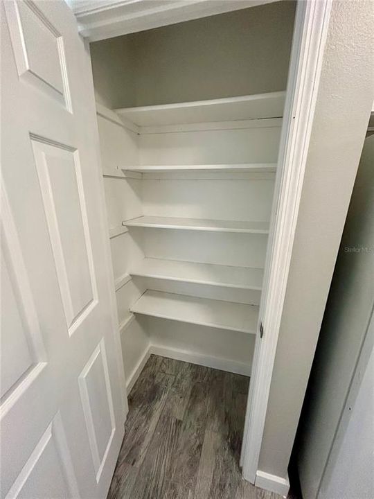 For Rent: $1,600 (2 beds, 1 baths, 1189 Square Feet)