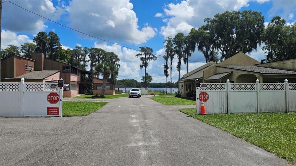 For Rent: $1,150 (1 beds, 1 baths, 1000 Square Feet)