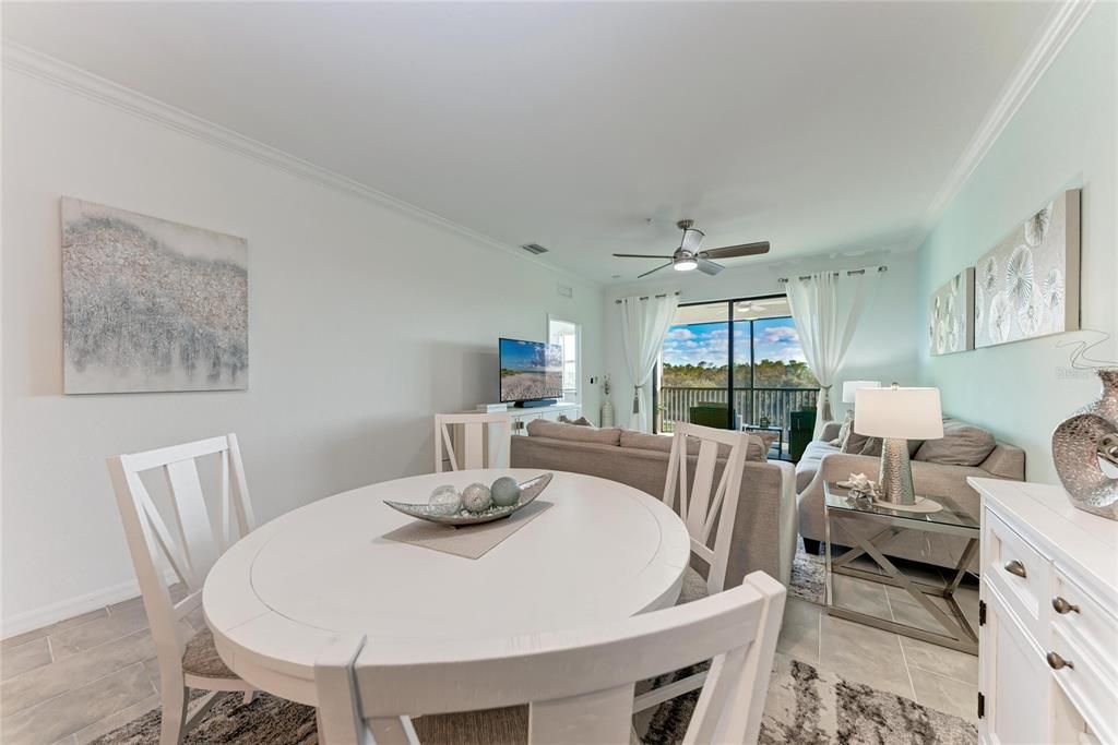 En Renta: $2,499 (2 camas, 2 baños, 1121 Pies cuadrados)