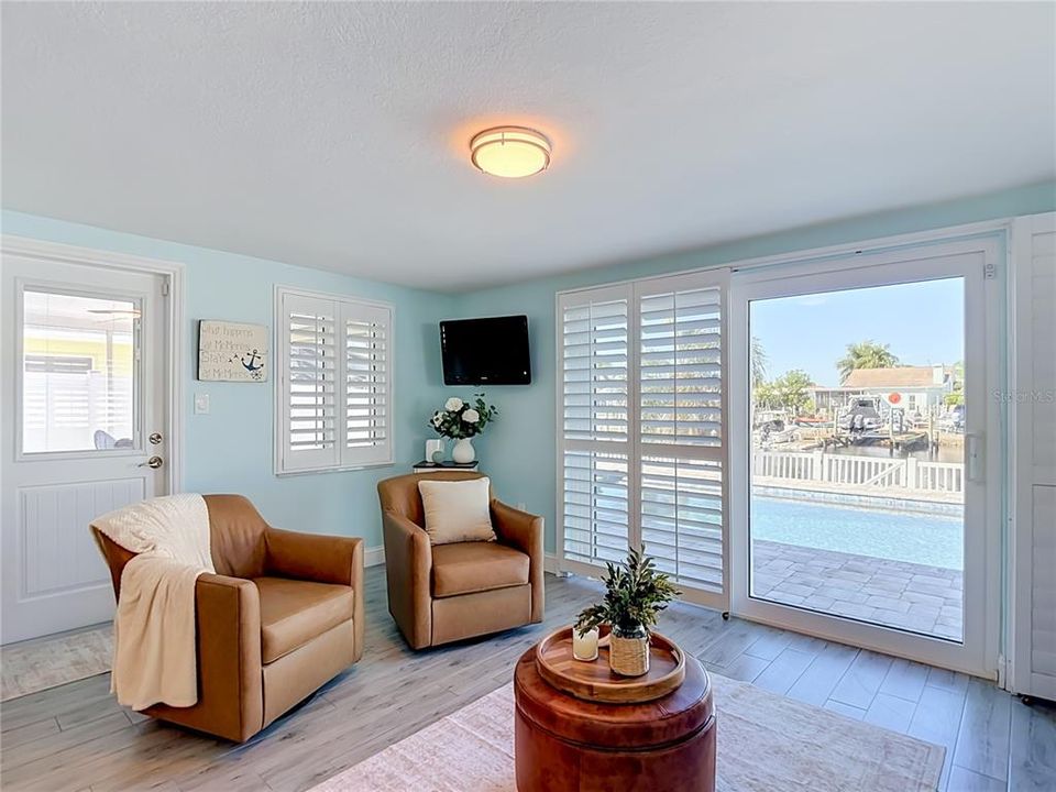 待售: $675,000 (3 贝兹, 2 浴室, 1482 平方英尺)
