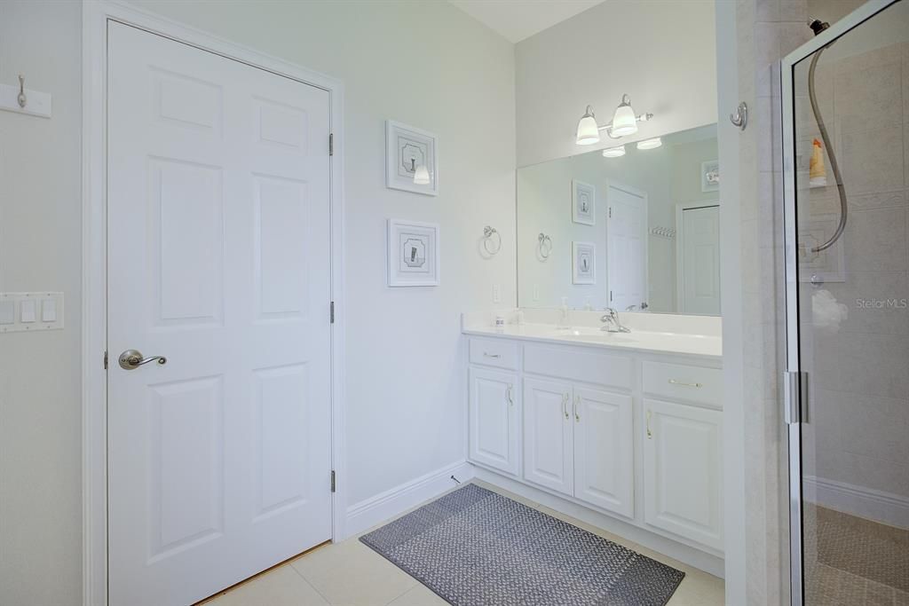 For Sale: $2,588,000 (8 beds, 7 baths, 8158 Square Feet)