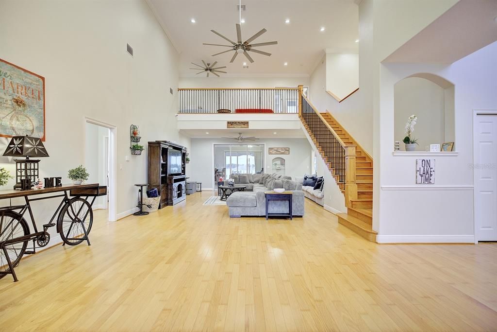 For Sale: $2,588,000 (8 beds, 7 baths, 8158 Square Feet)