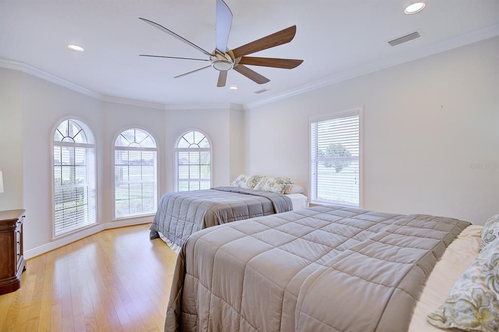 For Sale: $2,588,000 (8 beds, 7 baths, 8158 Square Feet)
