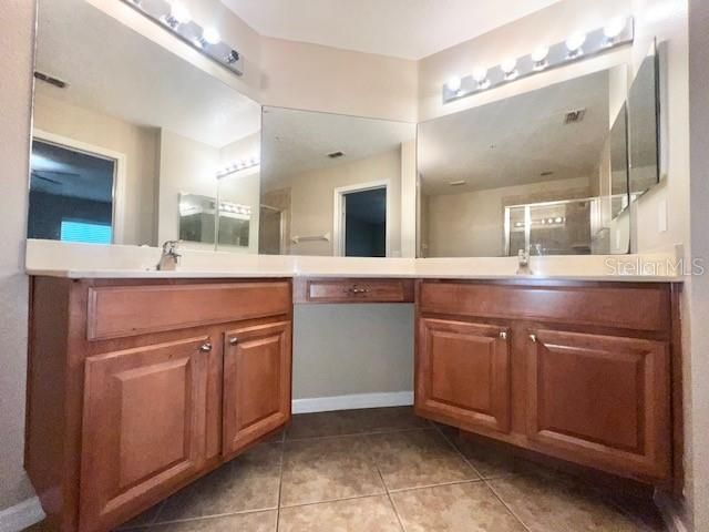 For Rent: $2,450 (3 beds, 2 baths, 1570 Square Feet)