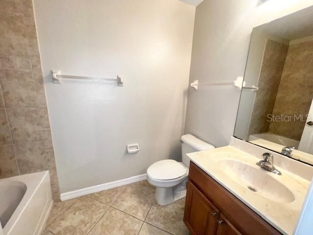 For Rent: $2,450 (3 beds, 2 baths, 1570 Square Feet)