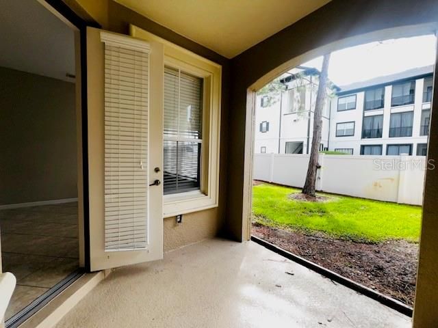 For Rent: $2,450 (3 beds, 2 baths, 1570 Square Feet)