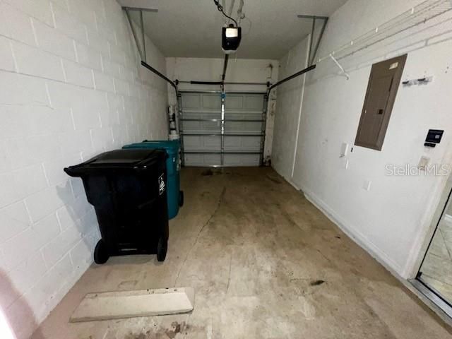 For Rent: $2,450 (3 beds, 2 baths, 1570 Square Feet)