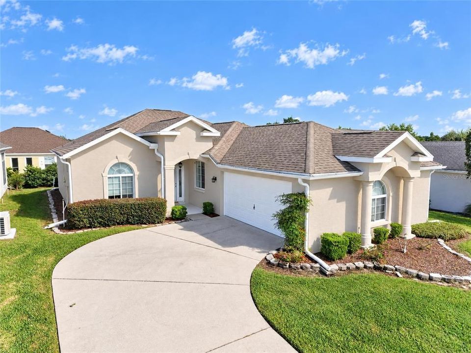 For Sale: $268,000 (3 beds, 2 baths, 1640 Square Feet)