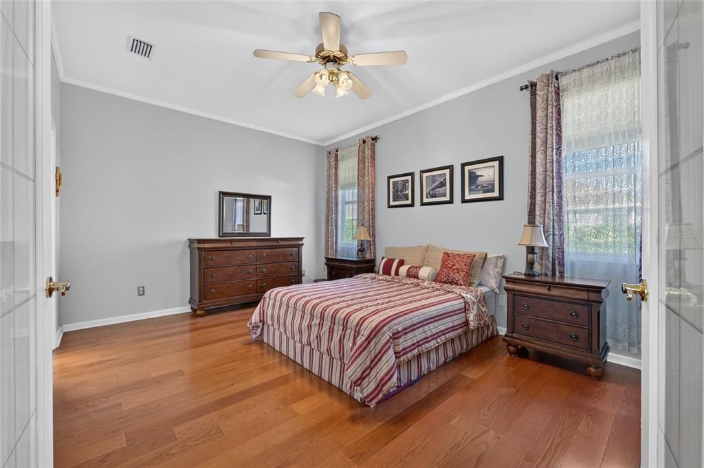 For Sale: $268,000 (3 beds, 2 baths, 1640 Square Feet)